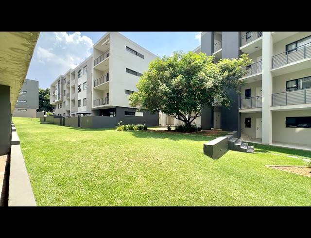 3 BEDROOM APARTMENT FOR SALE IN NORTH RIDING